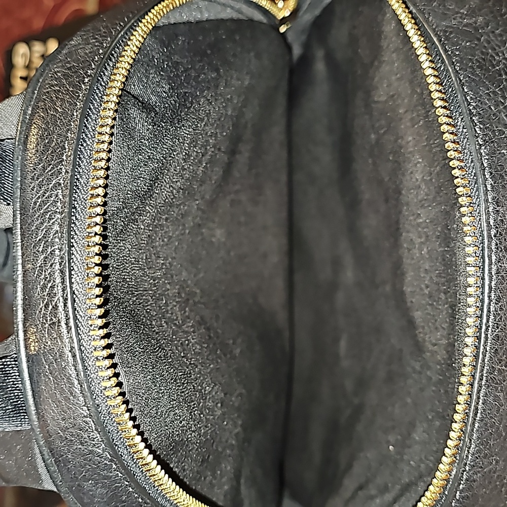 Backpack - Picture 2 of 4